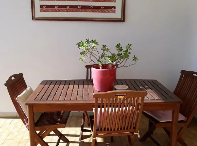 شقة Dimora Teodora *